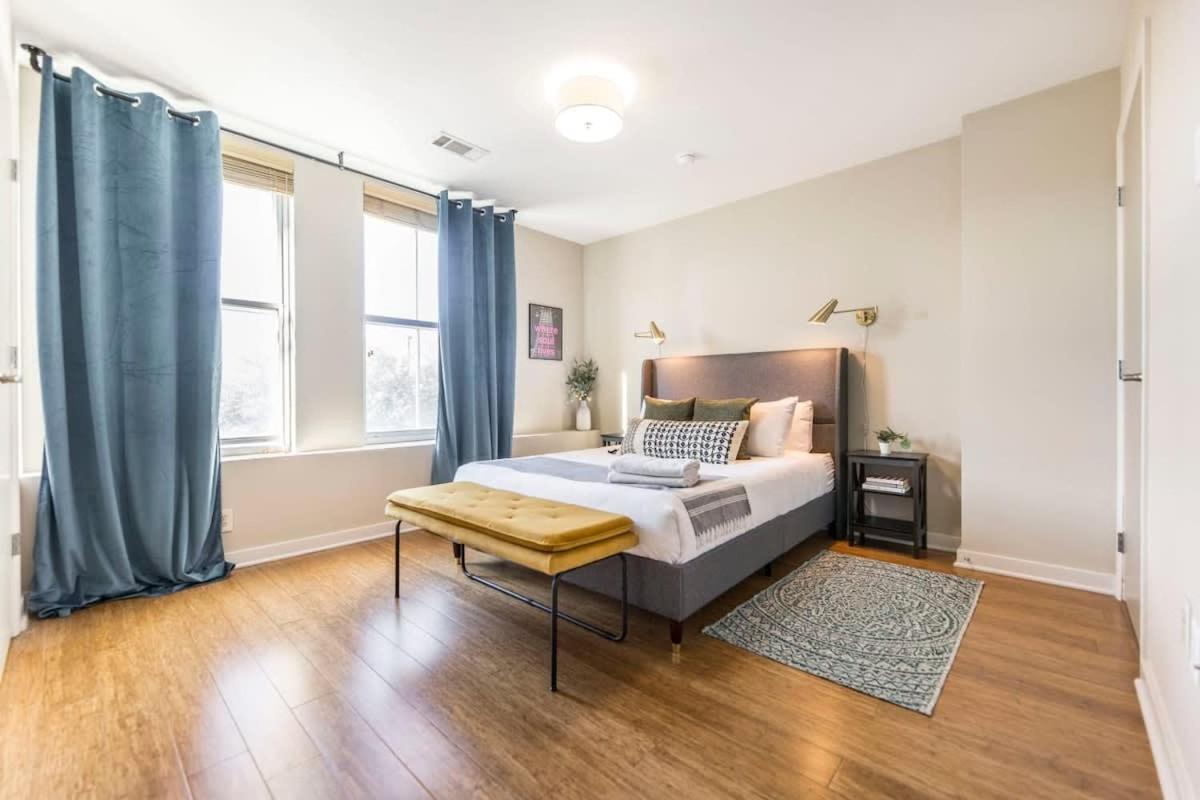 Sleek In Historic Dt Apartment *
